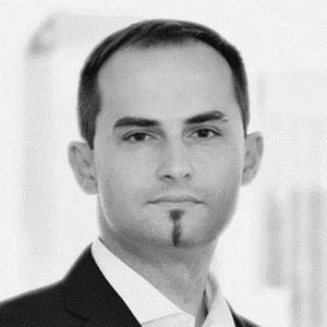 Kamil Jańczyk (CFA, Assistant Director at Deloitte, Financial Advisory of Deloitte Poland)
