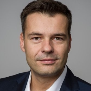 Aleksander Kania (Sales Director of UiPath)